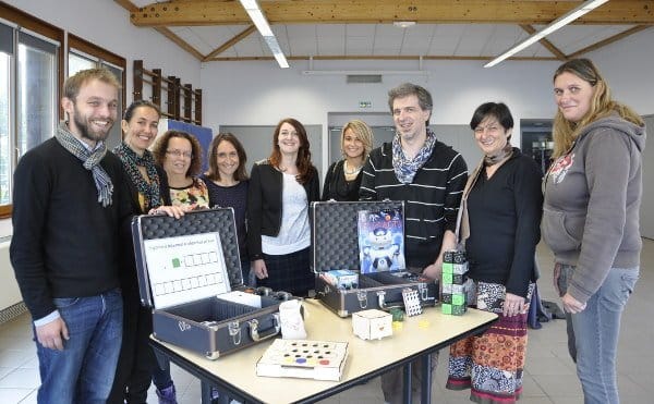 Les animateurs des EPN stéphanois autour des malettes pédagogiques